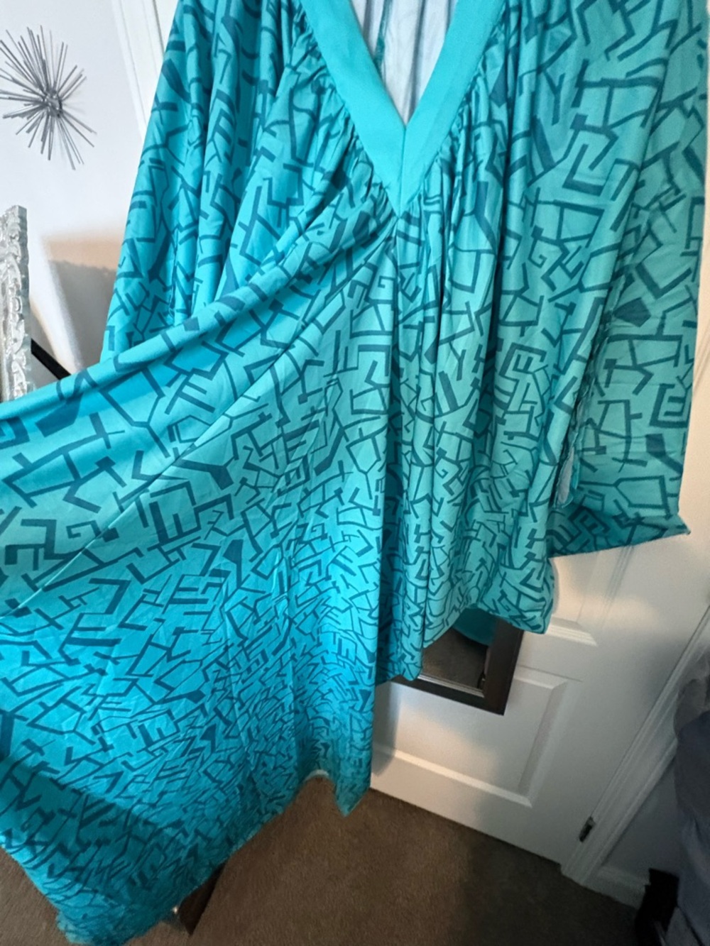 Dress-SOLERSUN 3 XL Spring/Summer Blocked V-Neck Pleated Design - Picture 7 of 9